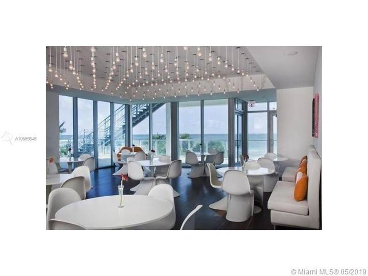 Apartment for rent at 17315 Collins Ave, North Miami Beach, FL 33160