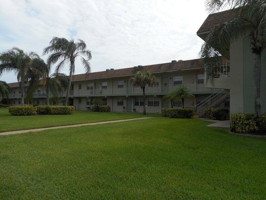 Apartment for rent at 1200 S Broadway #209, Lake Worth, FL 33462