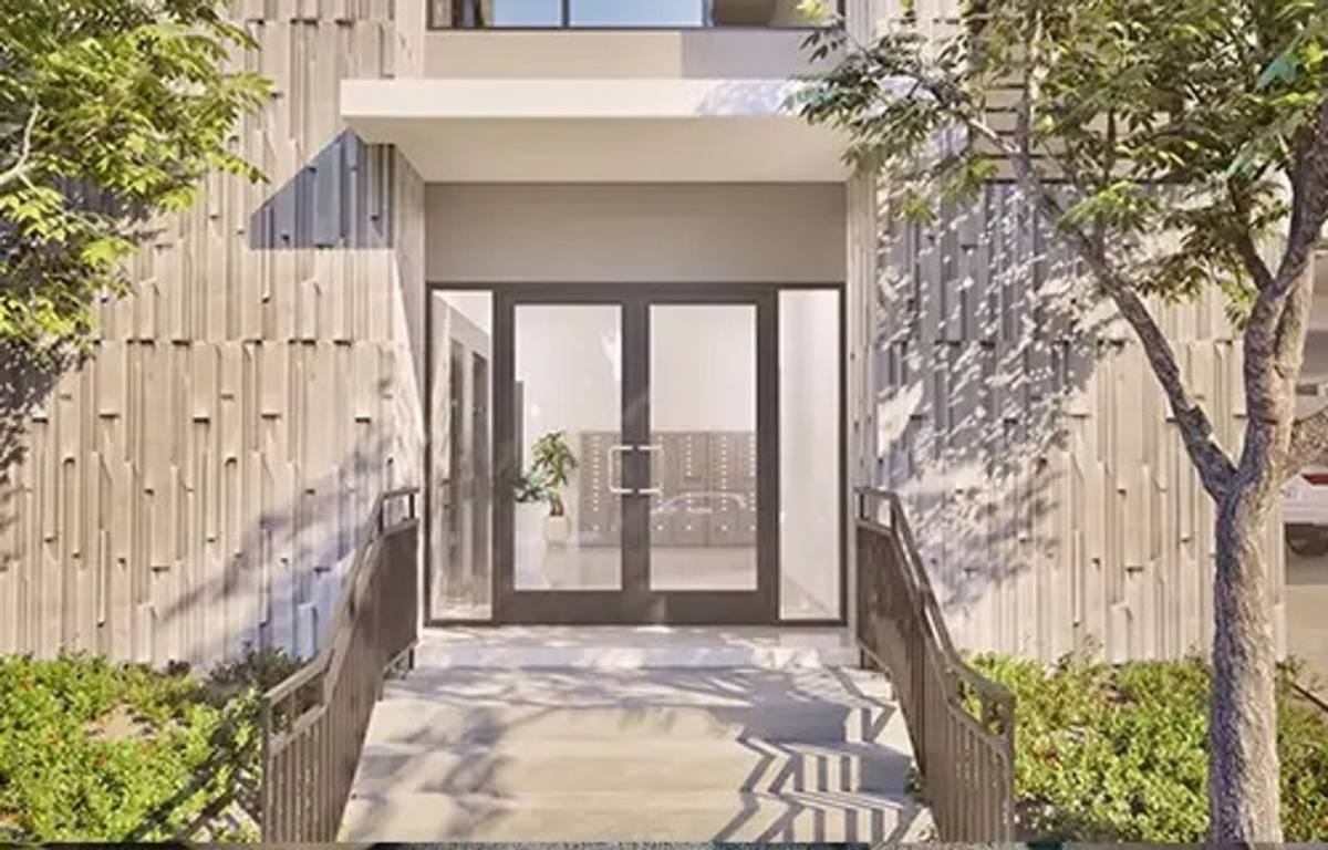 Apartment for rent at 1568-1572 Pensacola St, Honolulu, HI 96822