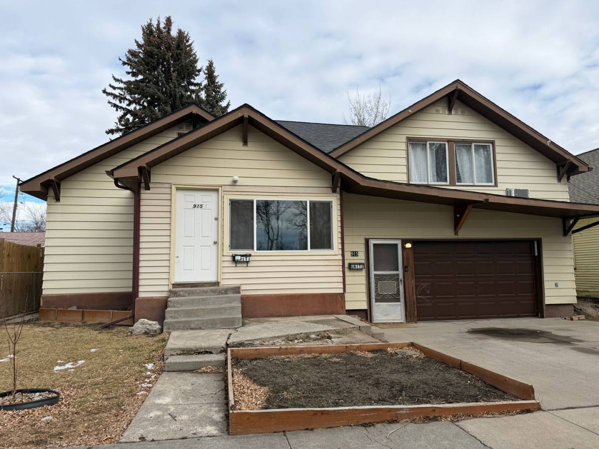 Apartment for rent at 915 3rd Ave SW, Great Falls, MT 59404