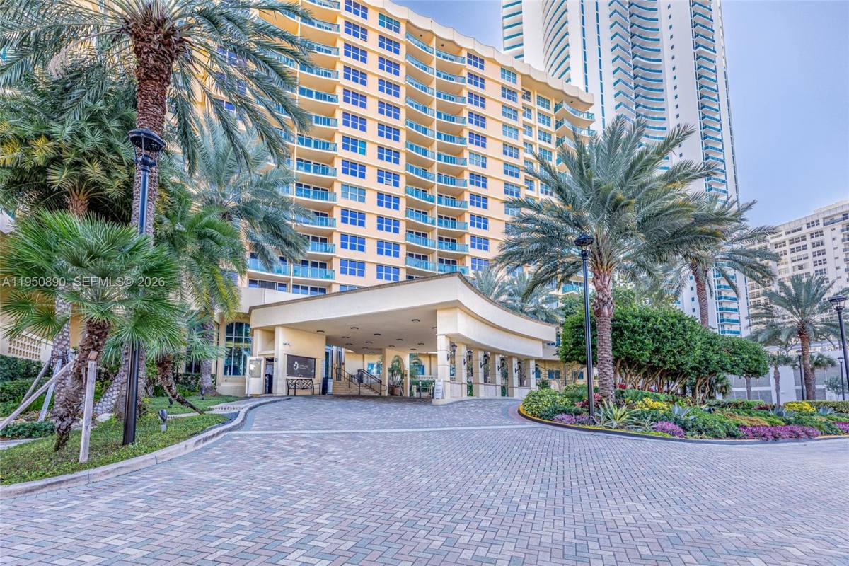 Apartment for rent at 2501 S Ocean Dr #439, Hollywood, FL 33019