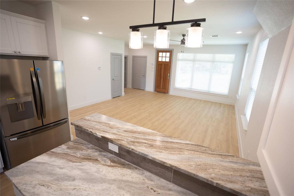 Apartment for rent at 3817 Winfield Ave, Fort Worth, TX 76109