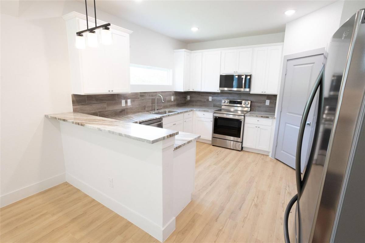 Apartment for rent at 3817 Winfield Ave, Fort Worth, TX 76109