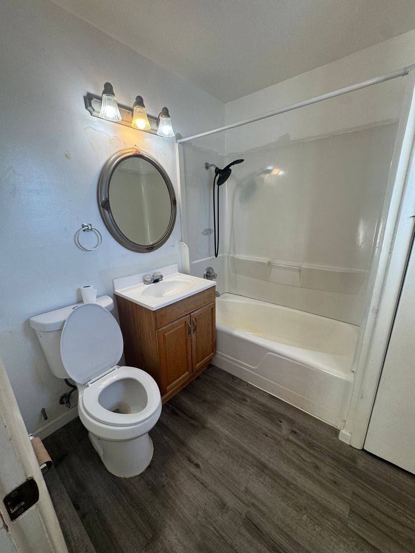 House for rent at 900 W 26th Ave, Anchorage, AK 99503