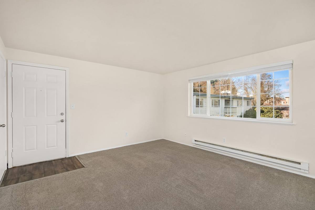 Apartment for rent at 344 7th St SE, Puyallup, WA 98372