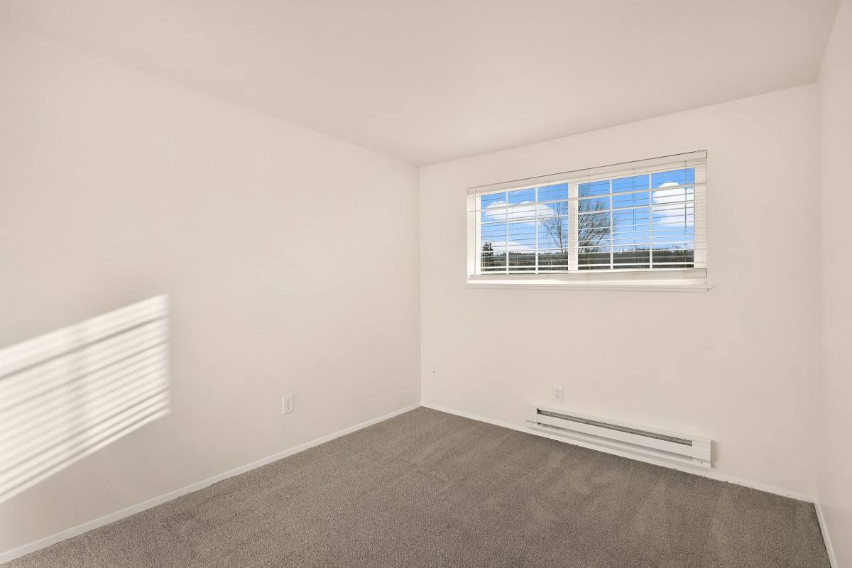 Apartment for rent at 344 7th St SE, Puyallup, WA 98372