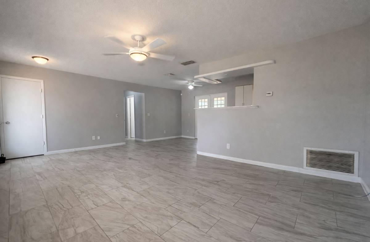 House for rent at 424 Cactus Circle, Lehigh Acres, FL 33936
