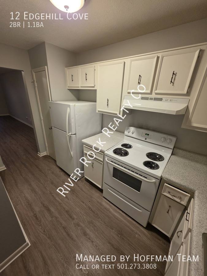 Townhouse for rent at 12 Edgehill Cove, Maumelle, AR 72113