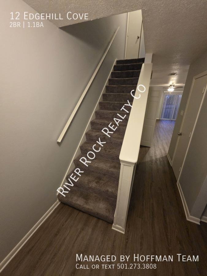 Townhouse for rent at 12 Edgehill Cove, Maumelle, AR 72113