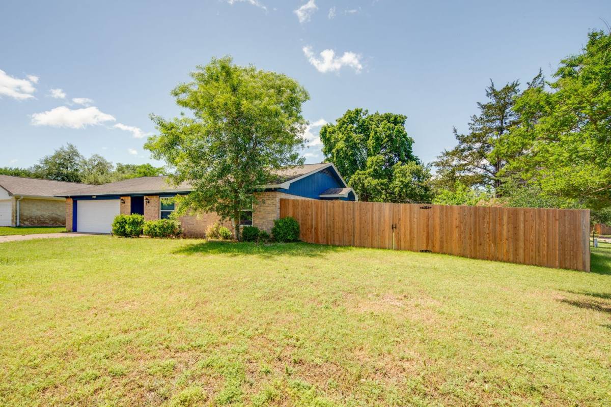 House for rent at 3000 Longleaf, College Station, TX 77845