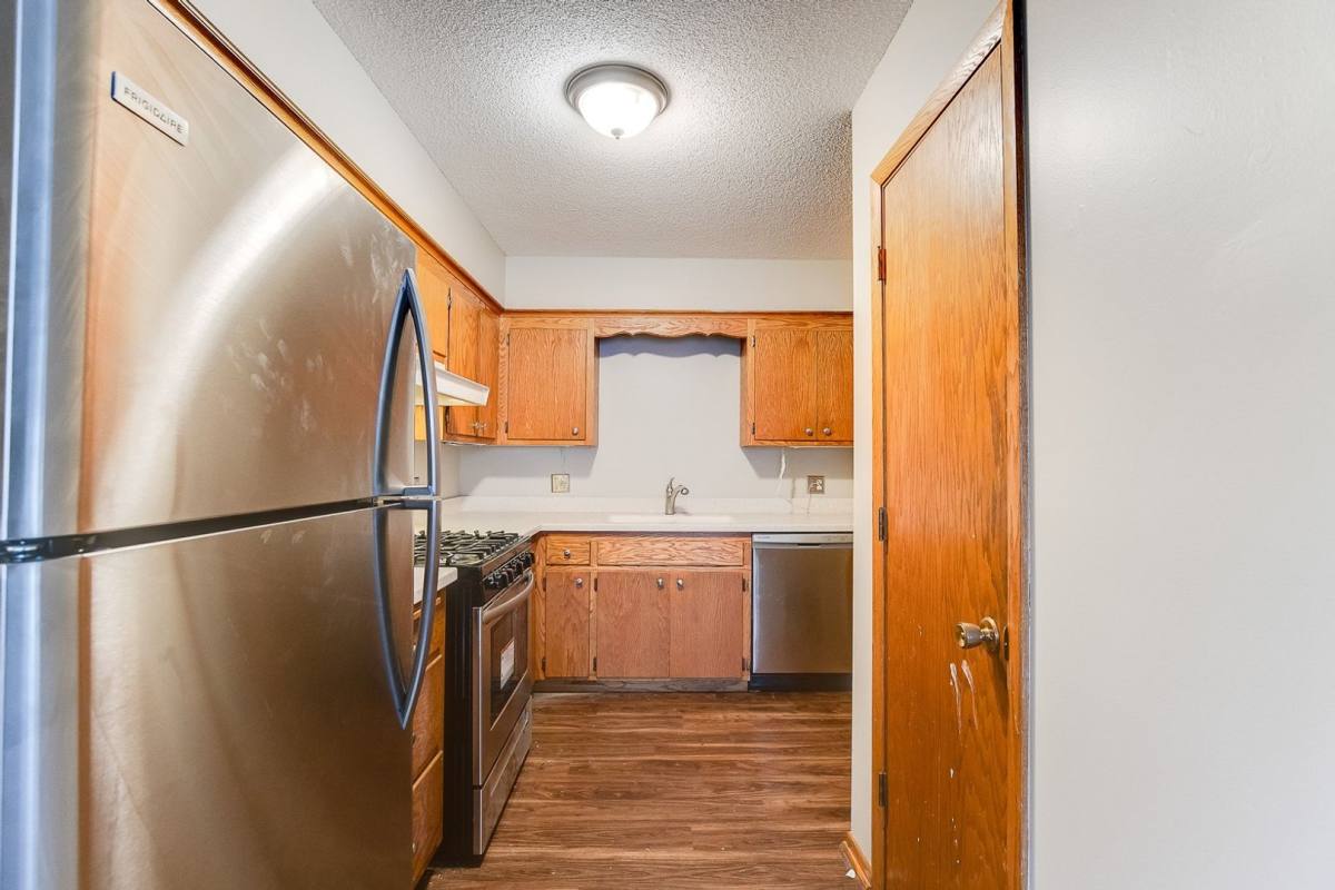 Apartment for rent at 1663 - 1665 Leone Ave E, Saint Paul, MN 55106