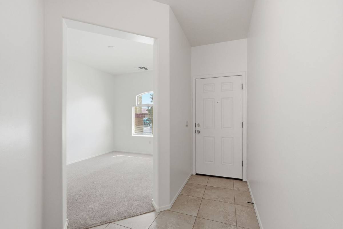 House for rent at 6658 S Stone Fly Dr, Tucson, AZ 85757