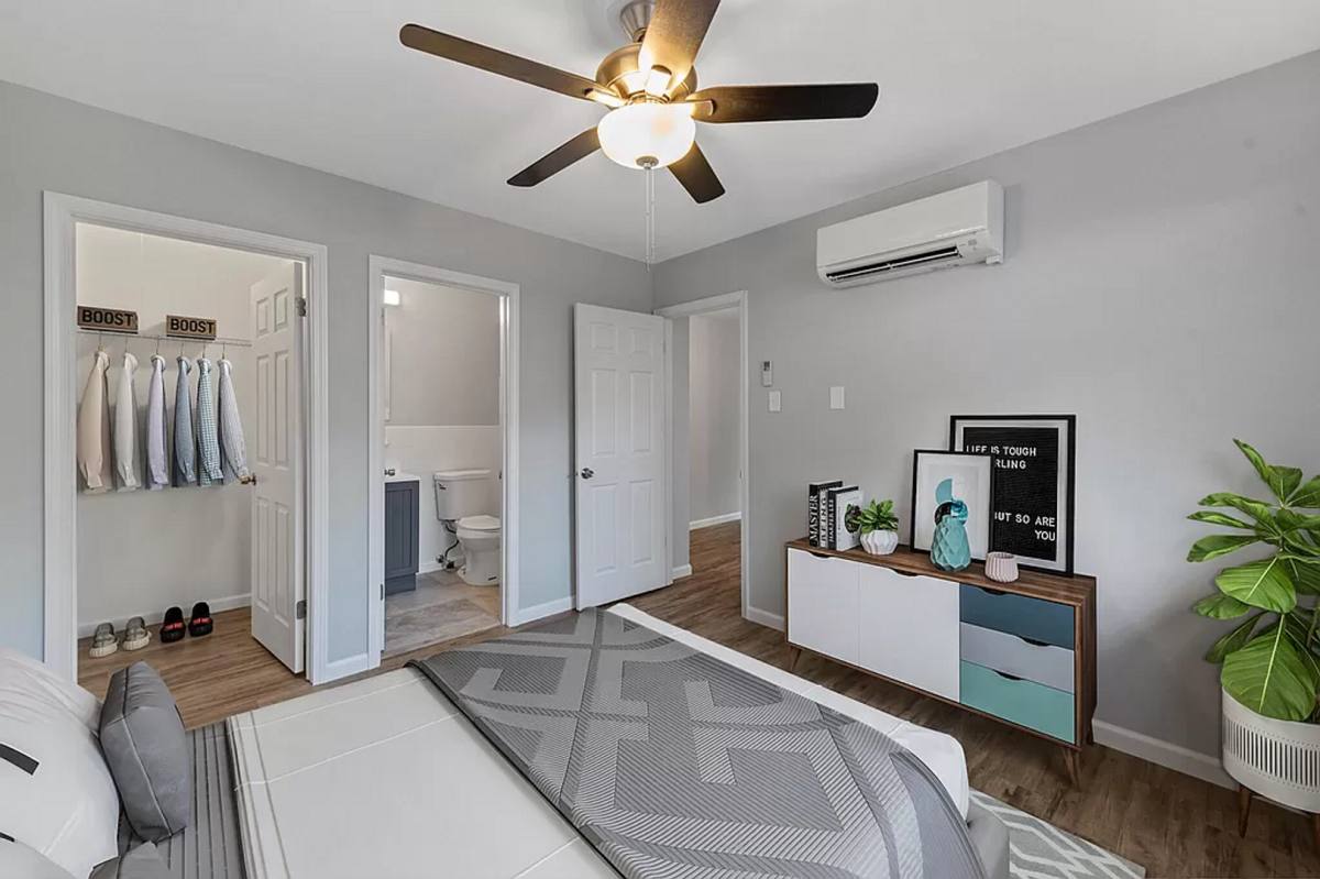 Apartment for rent at 2507-09 Bellevue Ave, Saint Louis, MO 63143