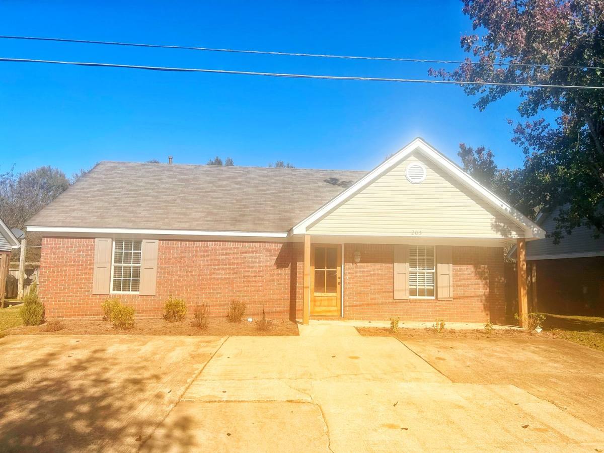 House for rent at 205 Cotton Creek Cove, Oxford, MS 38655