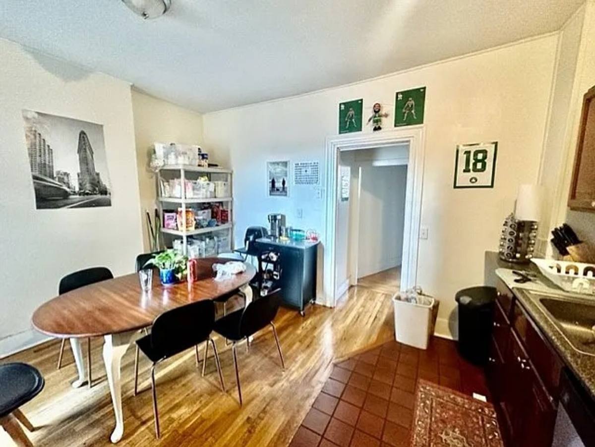 Townhouse for rent at 214 Hemenway St, Boston, MA 02115