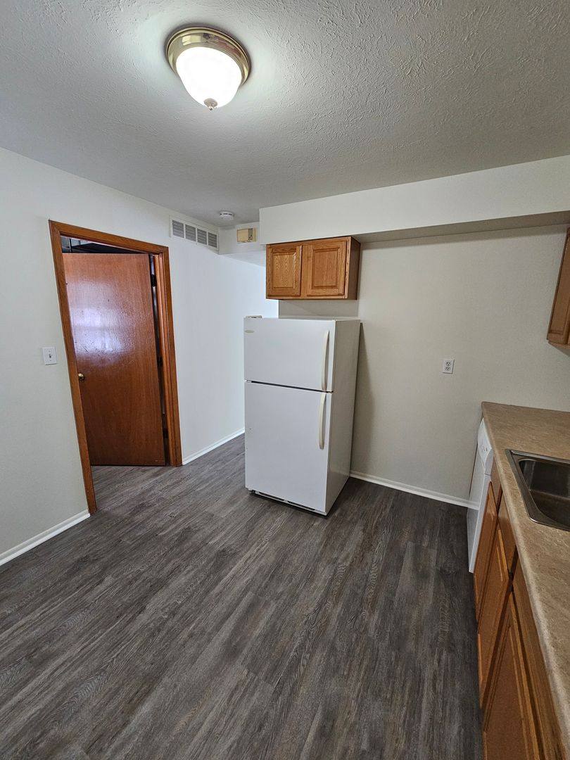 Townhouse for rent at 71-127 E Sprague Rd, Independence, OH 44131