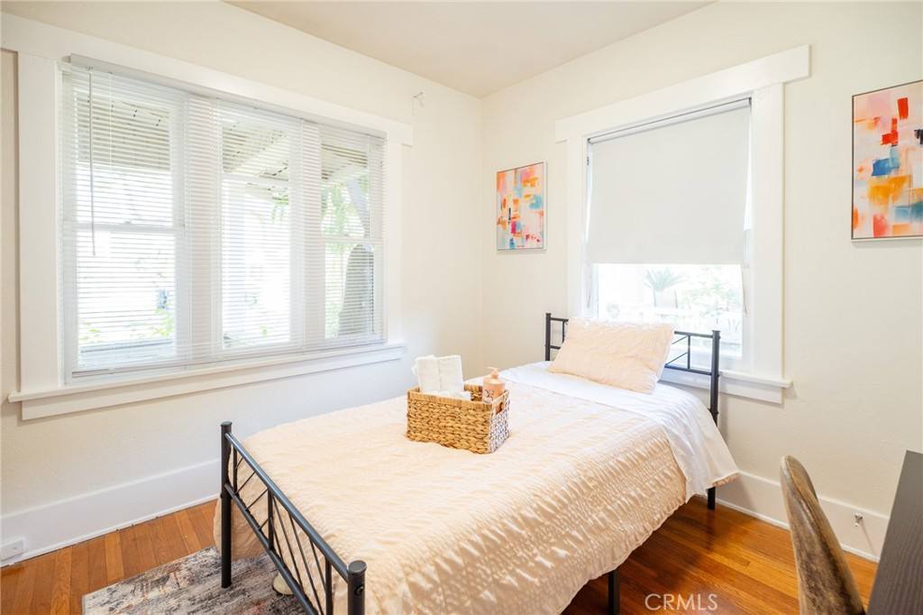 Apartment for rent at 45 N Meridith Ave #45, Pasadena, CA 91106