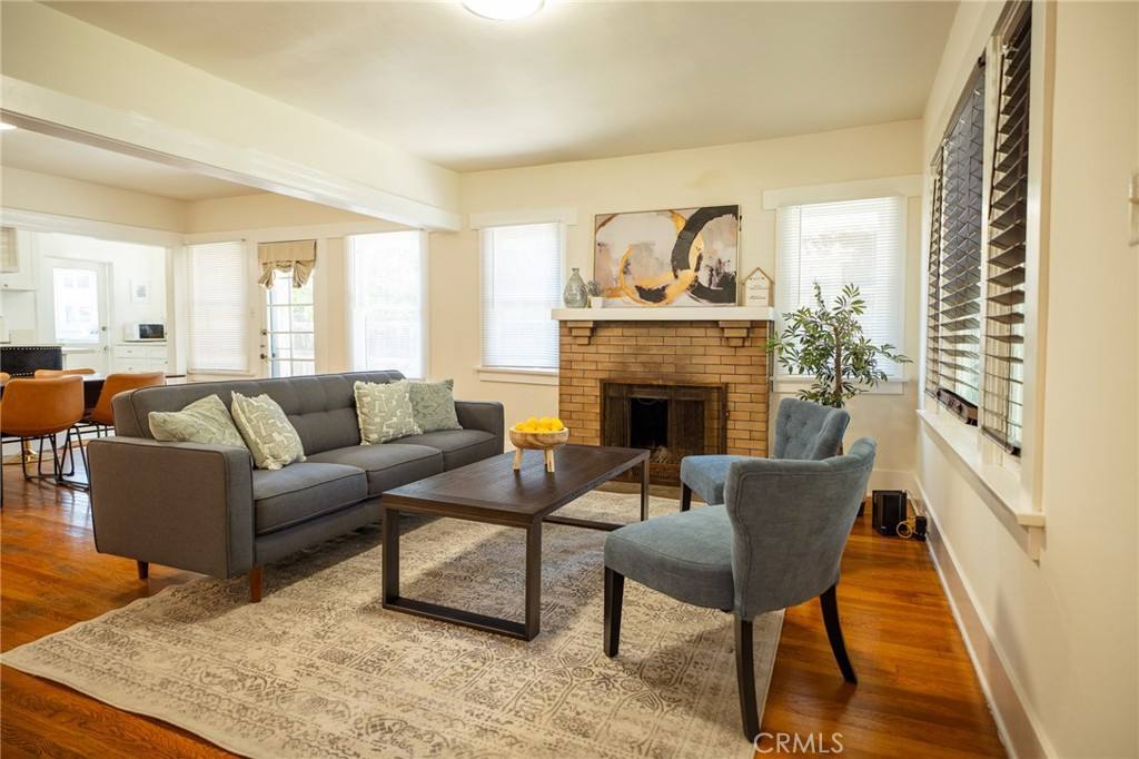 Apartment for rent at 45 N Meridith Ave #45, Pasadena, CA 91106