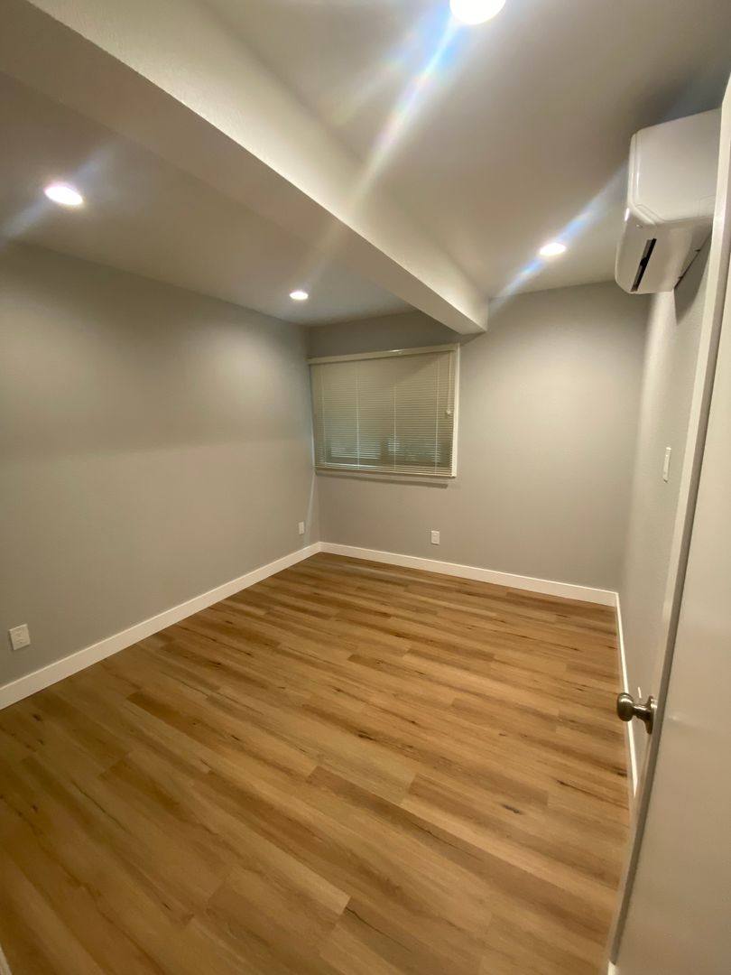 Apartment for rent at 148 E William St, San Jose, CA 95112