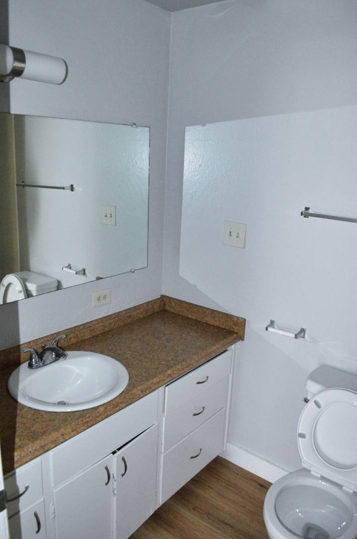 Apartment for rent at 148 E William St, San Jose, CA 95112
