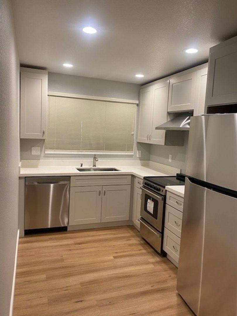Apartment for rent at 148 E William St, San Jose, CA 95112