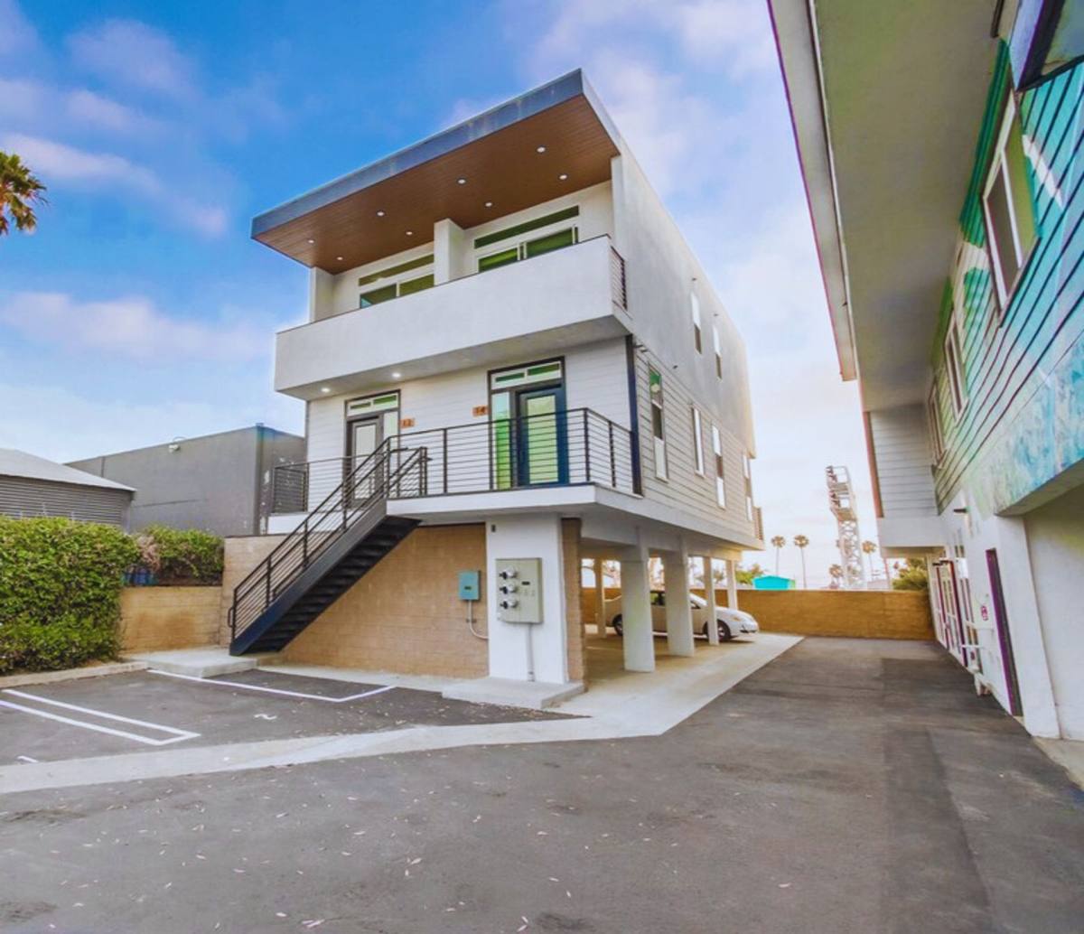 Townhouse for rent at 1037 S Cleveland St, Oceanside, CA 92054