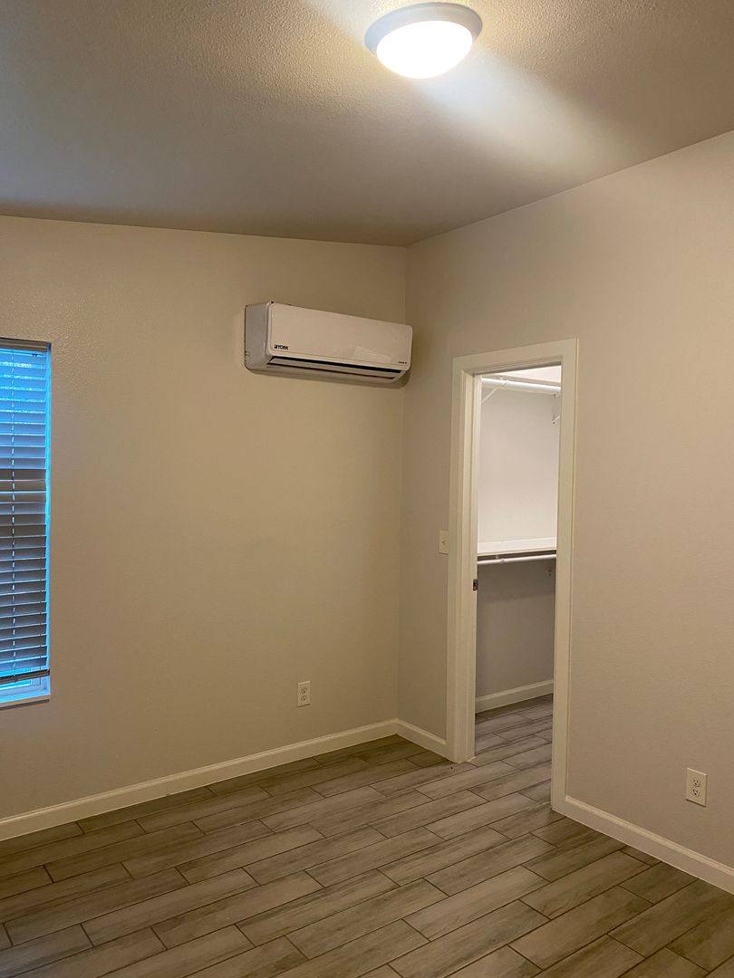 Apartment for rent at 112 Oelkers, San Antonio, TX 78204