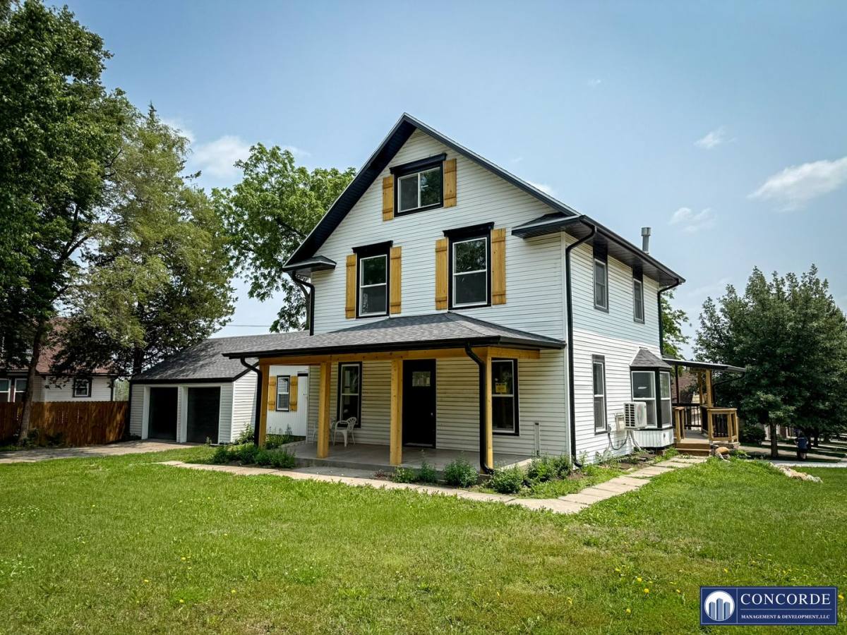 Apartment for rent at 3210 So 48th St, Lincoln, NE 68506