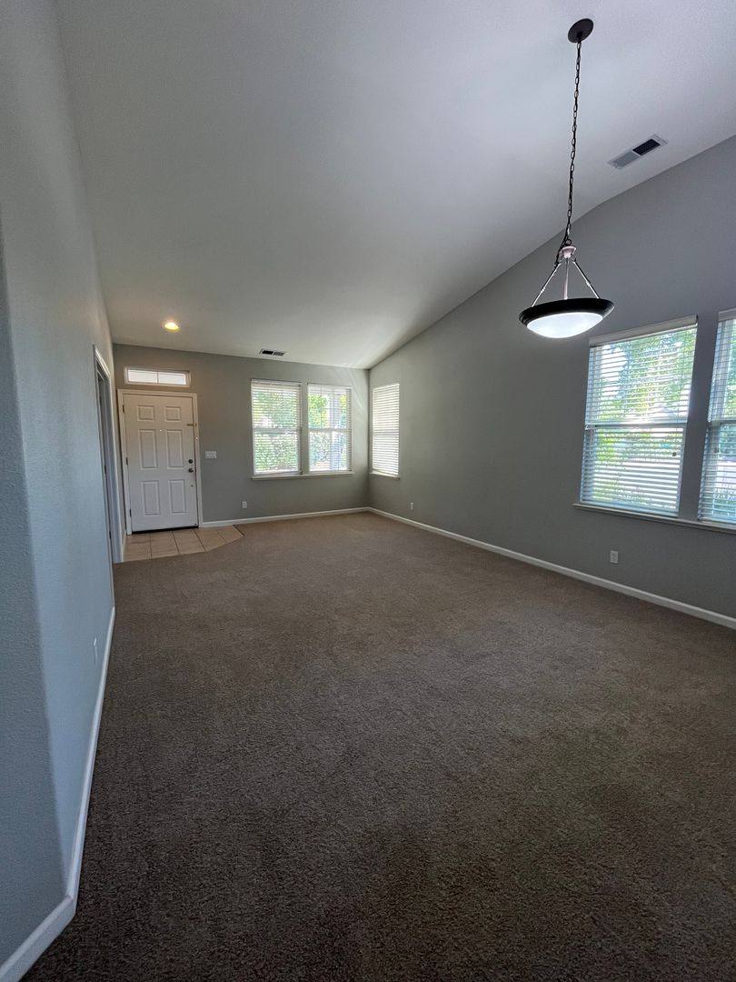 House for rent at 3064 Audubon Circle, Davis, CA 95618