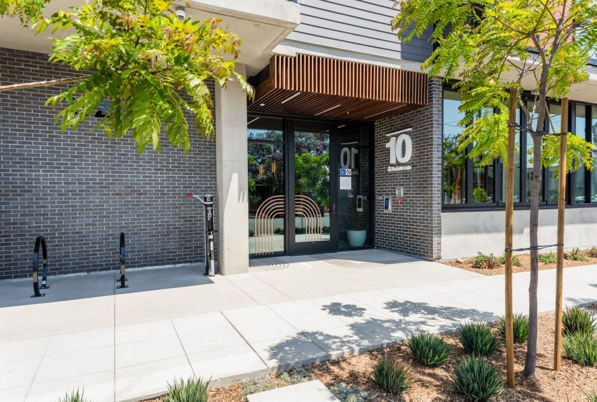 Apartment for rent at 10th & Robinson, 3729 10th Ave, San Diego, CA 92103