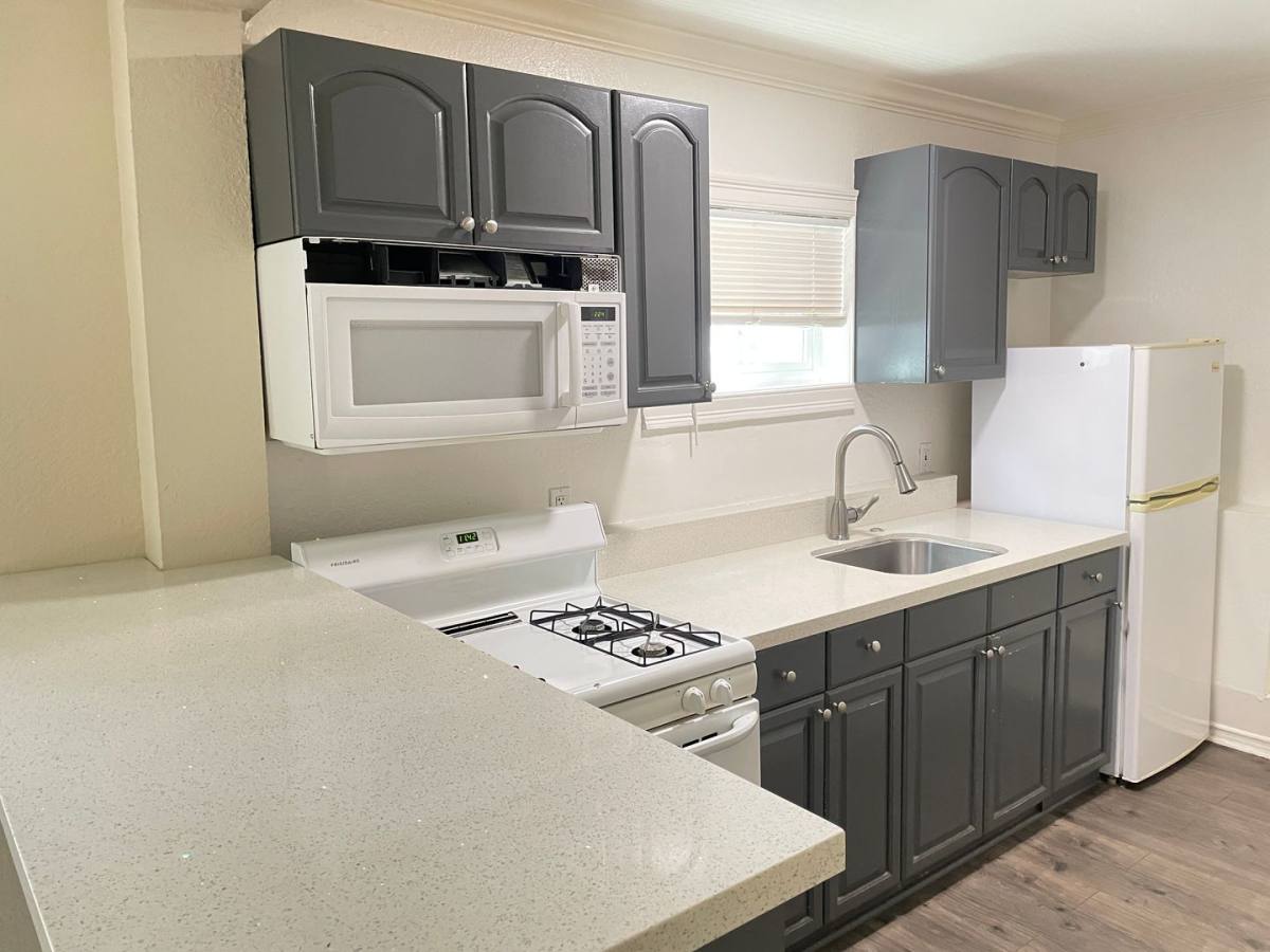 Apartment for rent at 1121 Campbell St, Oakland, CA 94607