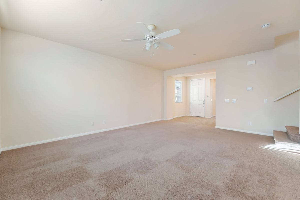 House for rent at 988 Via Del Campo, Henderson, NV 89011