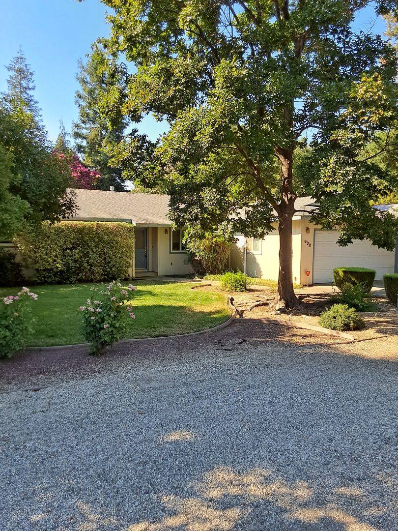 House for rent at 938 W 12th Ave, Chico, CA 95926