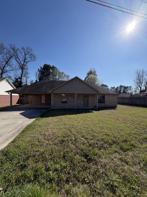 House for rent at 514 Mimosa Dr, Texarkana, AR 71854