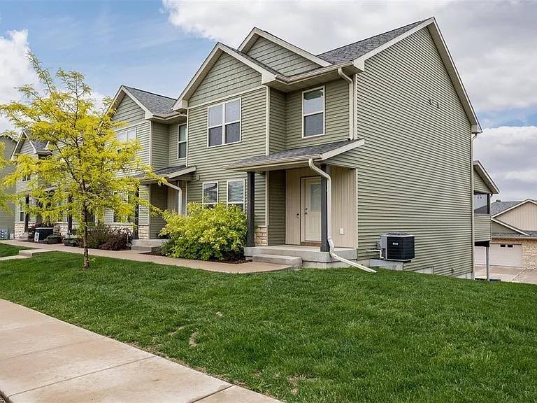 Townhouse for rent at 61 Renee Lane, Tiffin, IA 52340