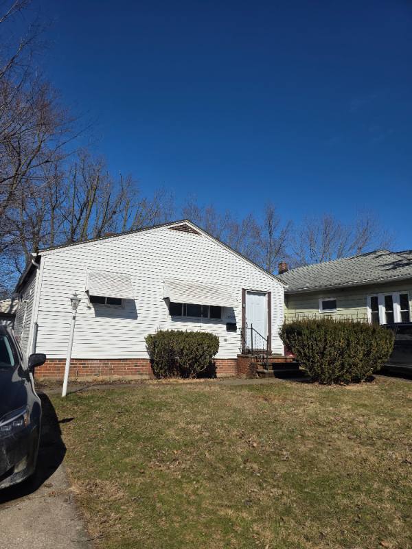 House for rent at 16805 Lipton Ave, Cleveland, OH 44128
