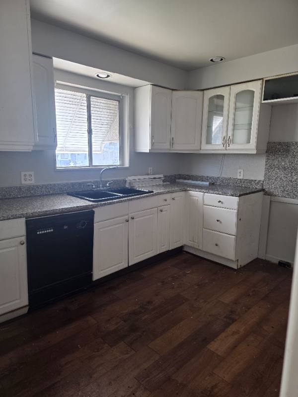 House for rent at 16805 Lipton Ave, Cleveland, OH 44128