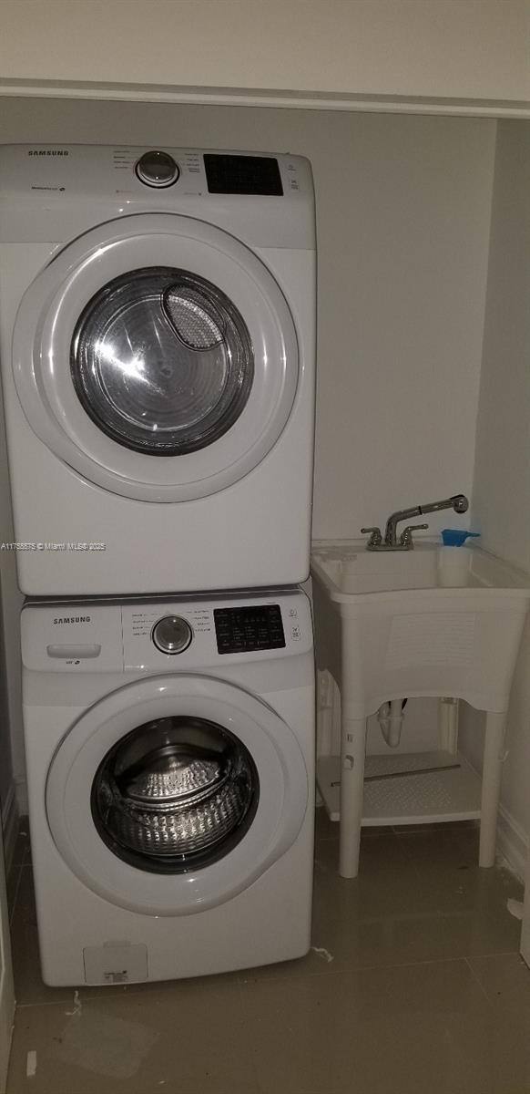 Apartment for rent at 325 NW 52nd St, Miami, FL 33127