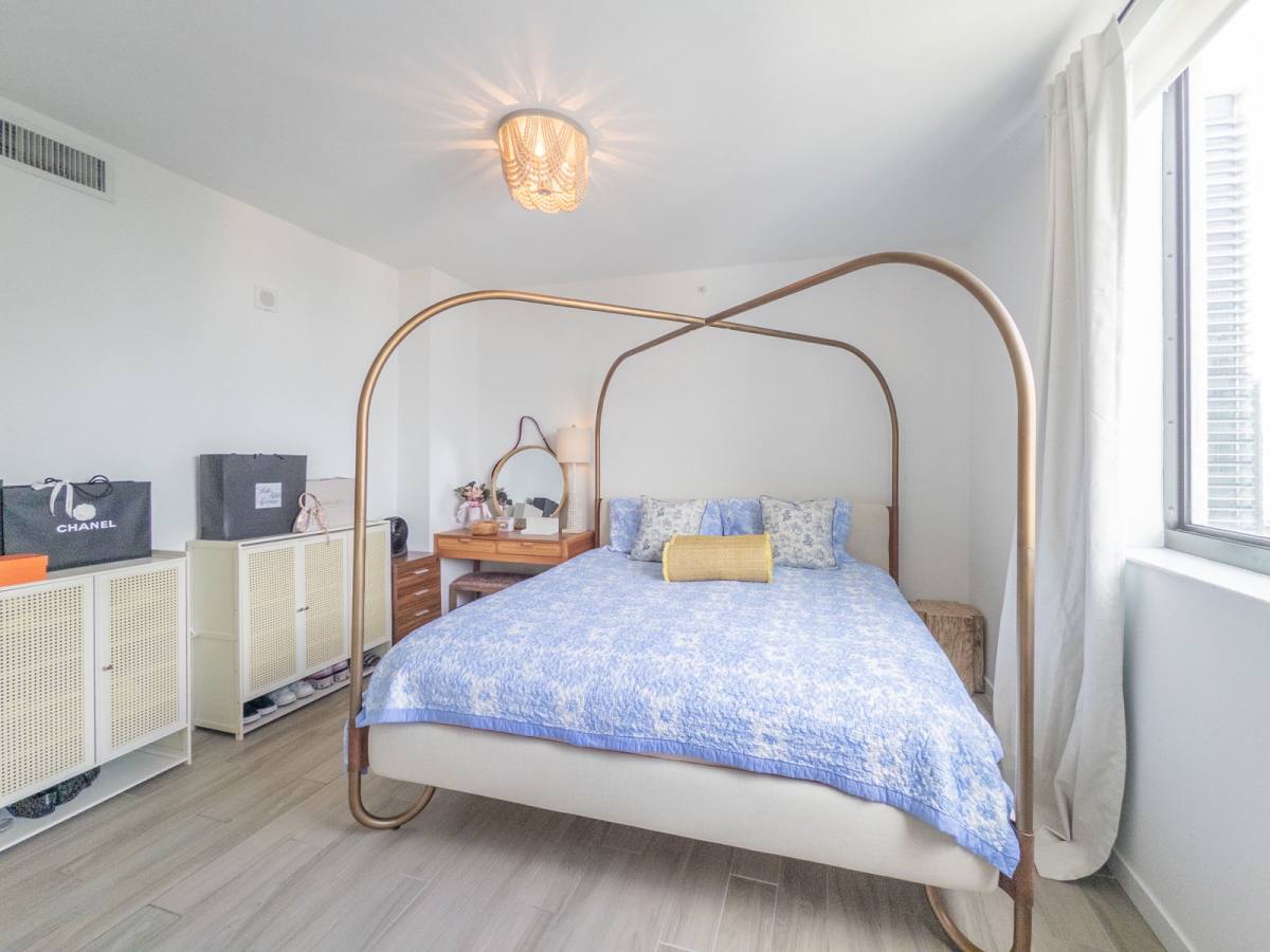 Apartment for rent at 999 SW 1st Ave #3204, Miami, FL 33130