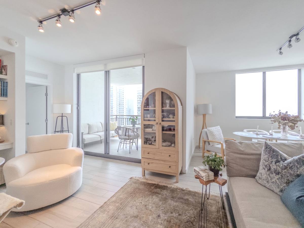 Apartment for rent at 999 SW 1st Ave #3204, Miami, FL 33130