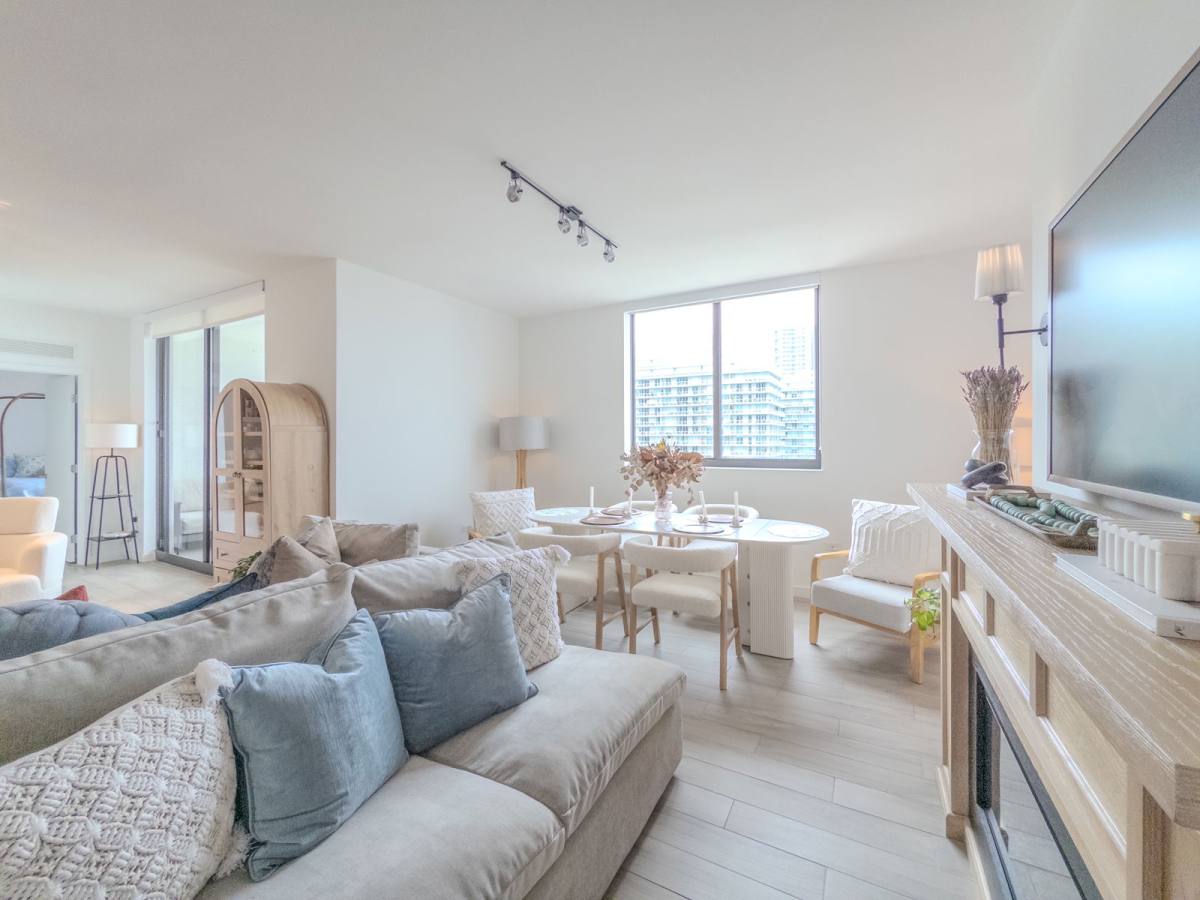 Apartment for rent at 999 SW 1st Ave #3204, Miami, FL 33130