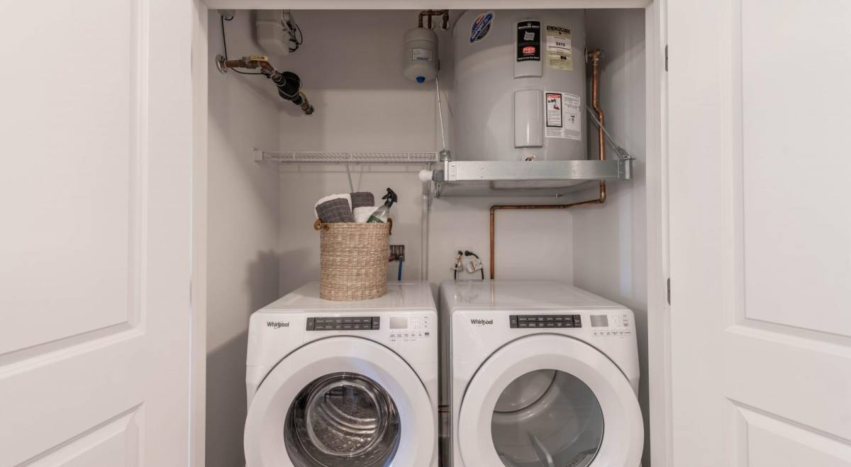 Apartment for rent at 2200 Progress Parkway, Schaumburg, IL 60173