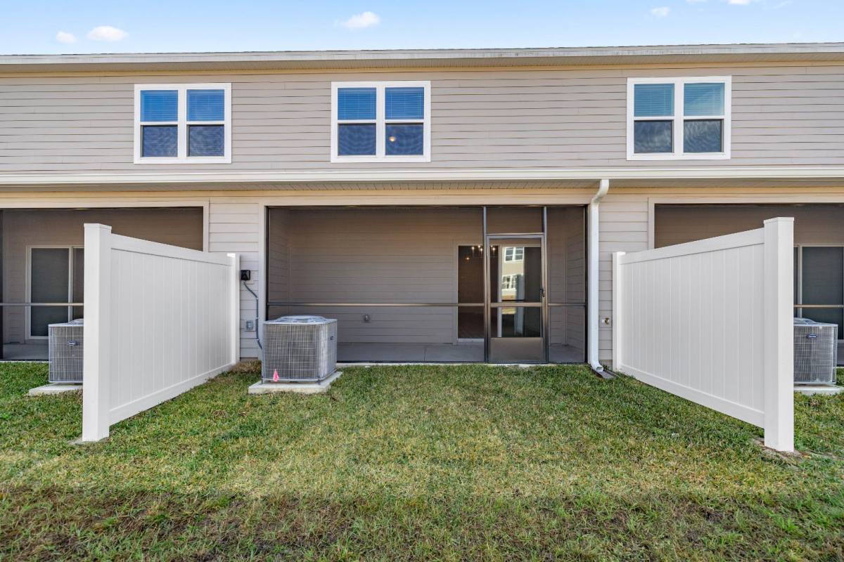 Townhouse for rent at 3544 SE 37th Ave Rd #39, Ocala, FL 34472