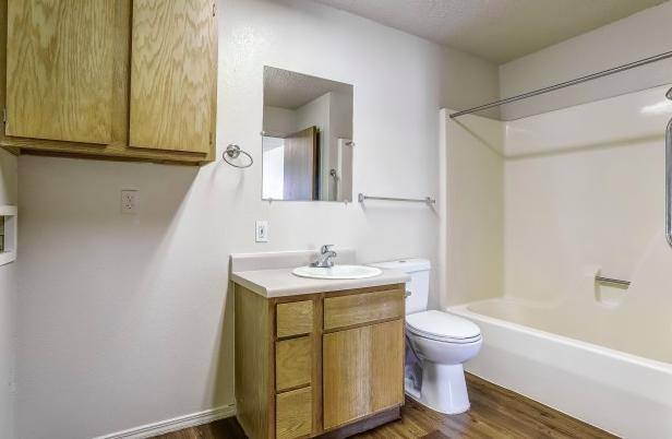 Apartment for rent at 130 E 45th St, Shawnee, OK 74804