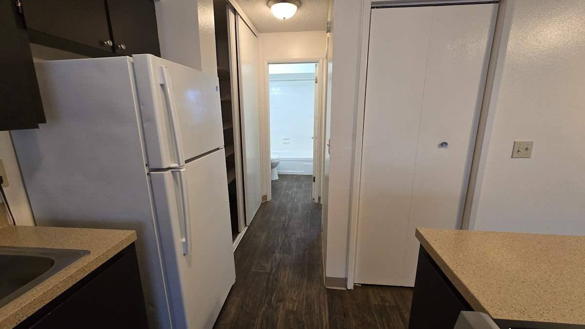 Apartment for rent at Mt Hood View, 6206 SE 52nd Ave, Portland, OR 97206