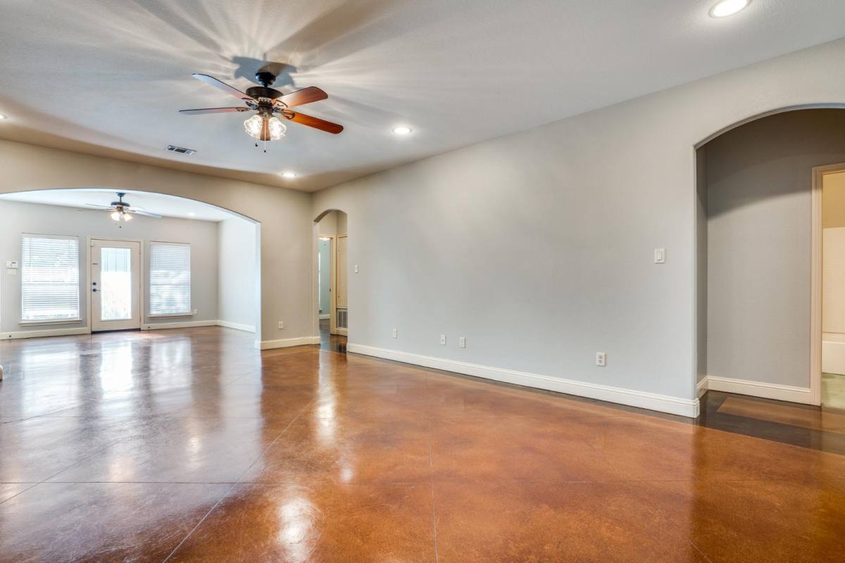 Townhouse for rent at 2714 Merida Ave, Fort Worth, TX 76109