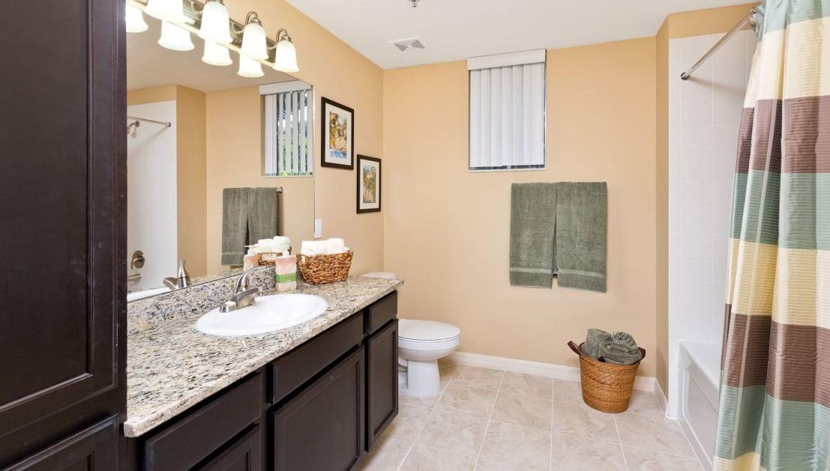 Apartment for rent at 1632 N Federal Highway 001-646, Boynton Beach, FL 33435
