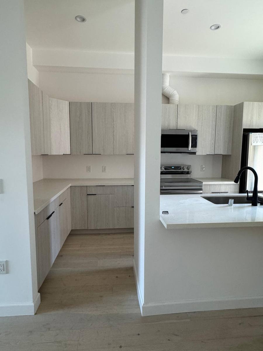 Apartment for rent at 1244 Innes Ave #A, Los Angeles, CA 90026