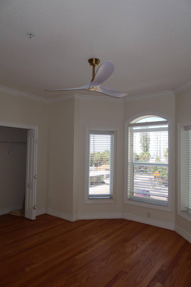 House for rent at 110 50th Ave E, Saint Petersburg, FL 33706