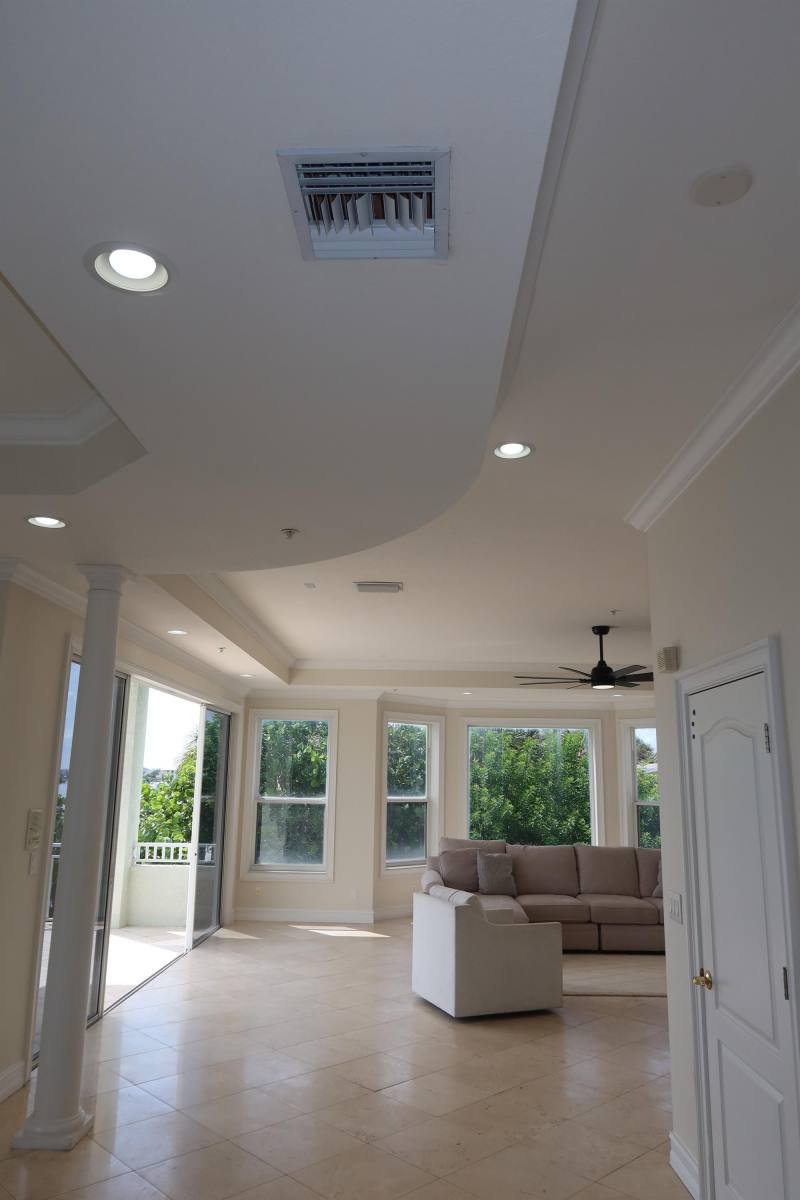 House for rent at 110 50th Ave E, Saint Petersburg, FL 33706